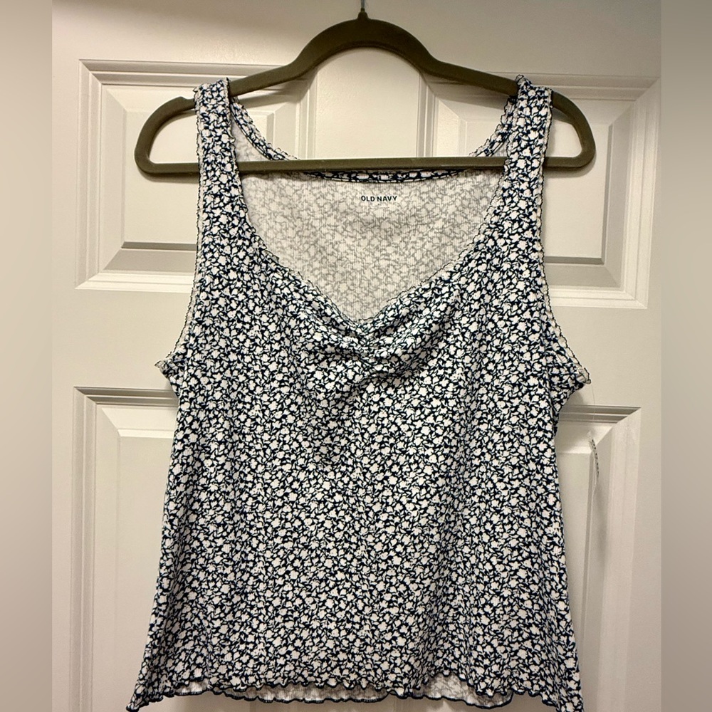Old Navy Floral Twist-Front Tank Top